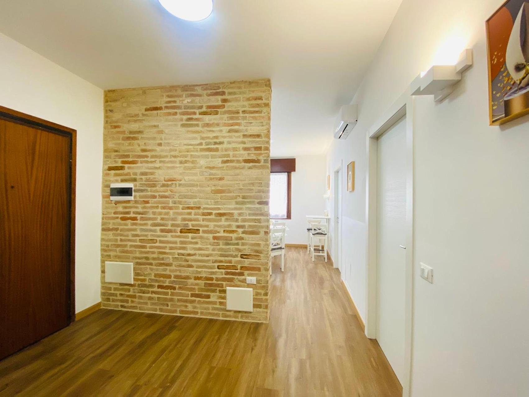 Marco Polo House Apartment Mestre Luaran gambar