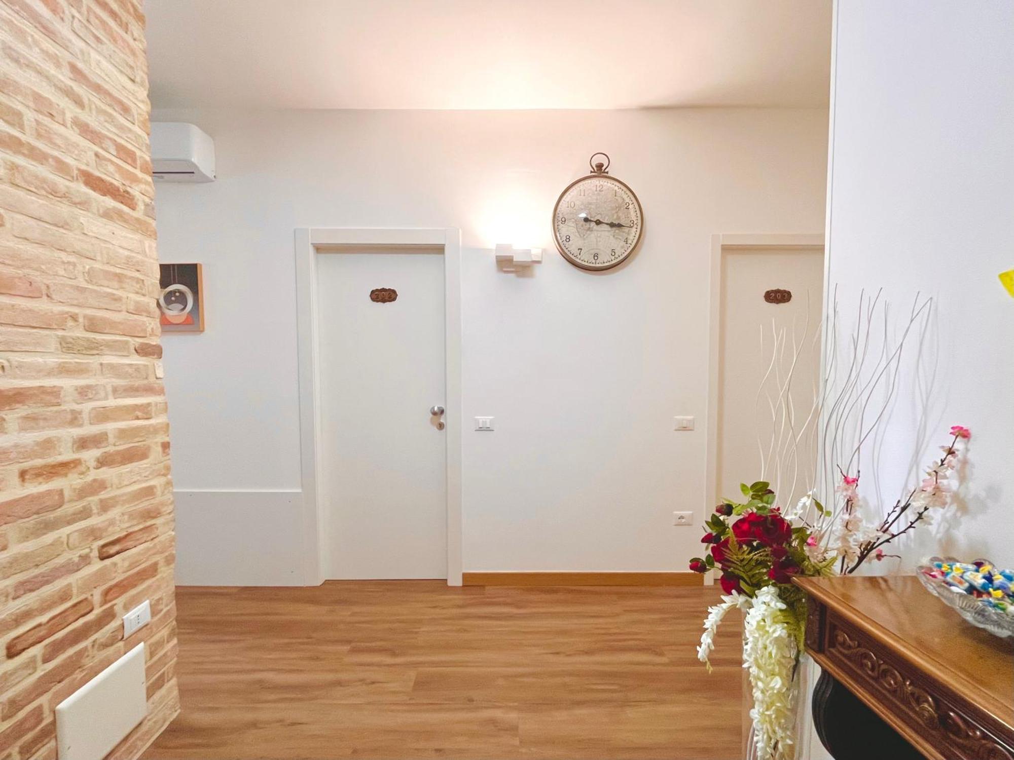 Marco Polo House Apartment Mestre Luaran gambar